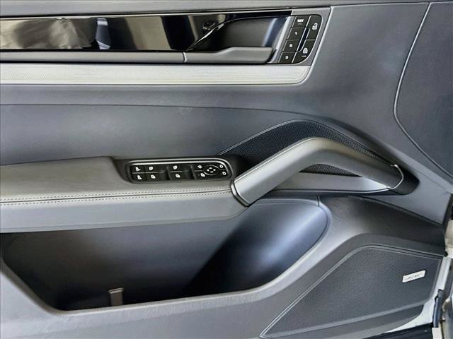 New 2026 Porsche Cayenne AWD/4WD image 11