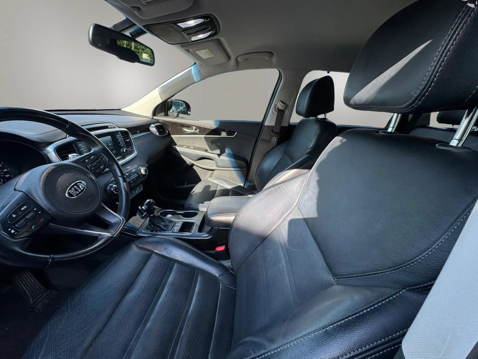 Used 2017 Kia Sorento EX FWD image 11