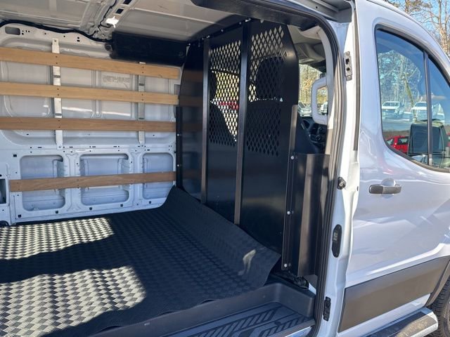 Used 2024 Ford Transit 250 Low Roof w/ Exterior Upgrade Package image 9