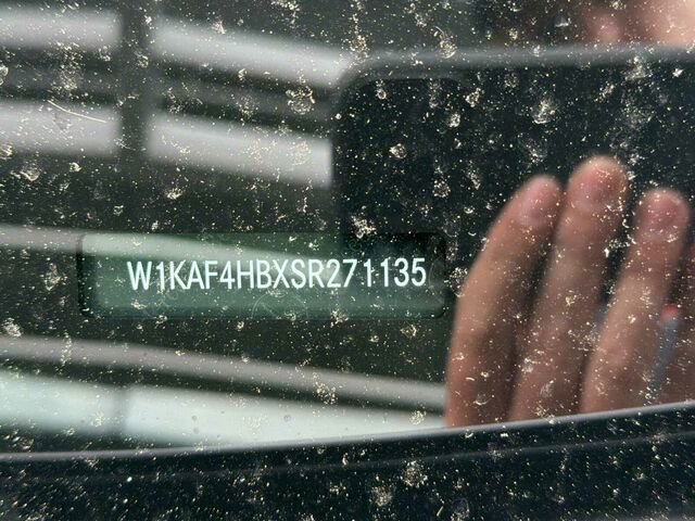 Used 2025 Mercedes-Benz C 300 4MATIC Sedan image 4