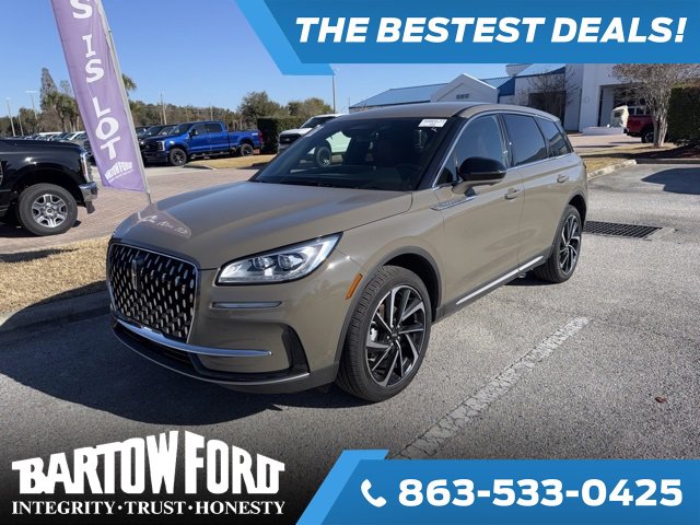 Used 2025 Lincoln Corsair Reserve image 1