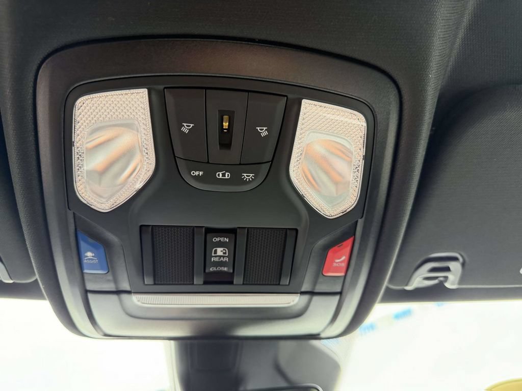 Used 2025 RAM 1500 Big Horn AWD/4WD image 39