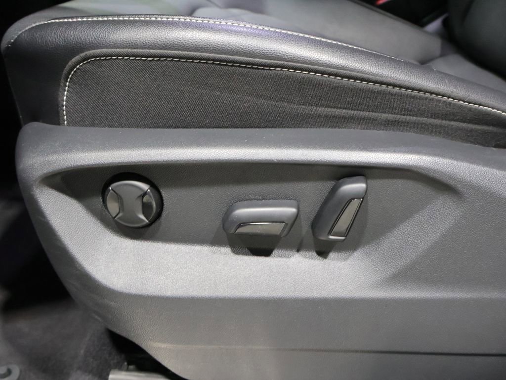 Used 2024 Volkswagen Atlas SE image 10