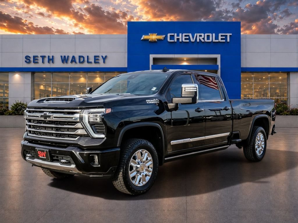 Used 2024 Chevrolet Silverado 2500 High Country w/ High Country Premium Package AWD/4WD image 3
