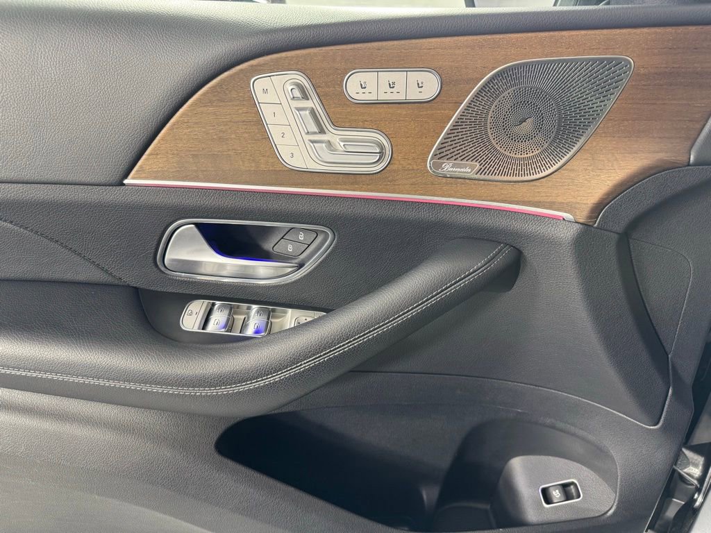 Used 2021 Mercedes-Benz GLS 450 4MATIC image 18