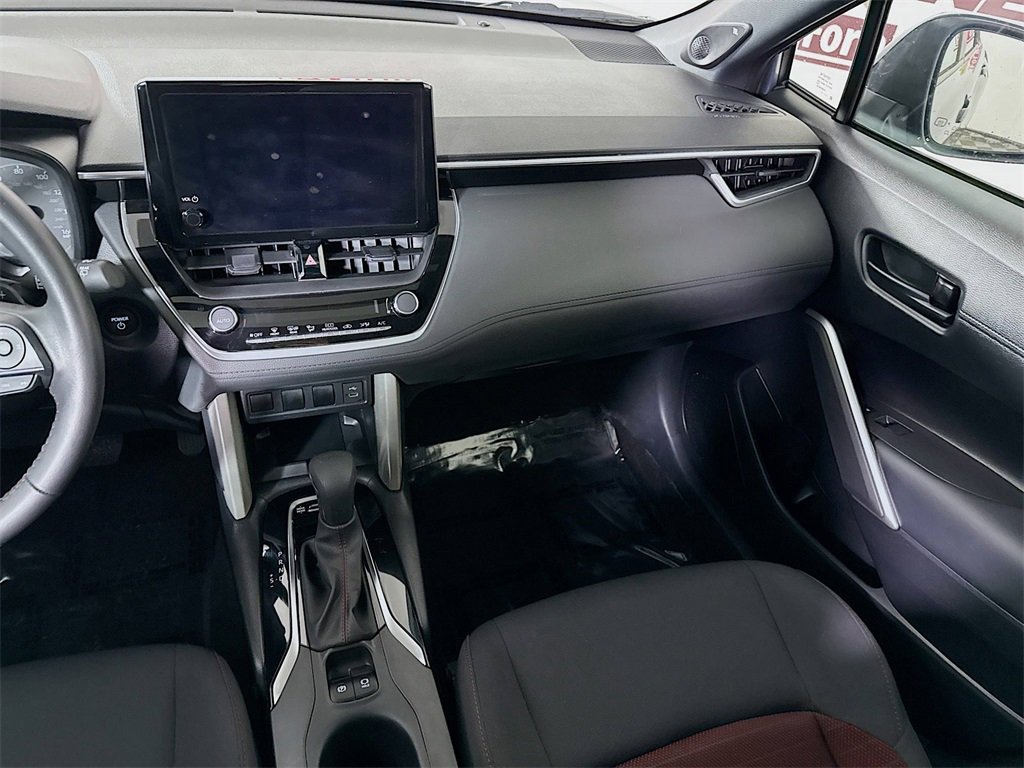Certified 2024 Toyota Corolla Cross AWD Hybrid image 27