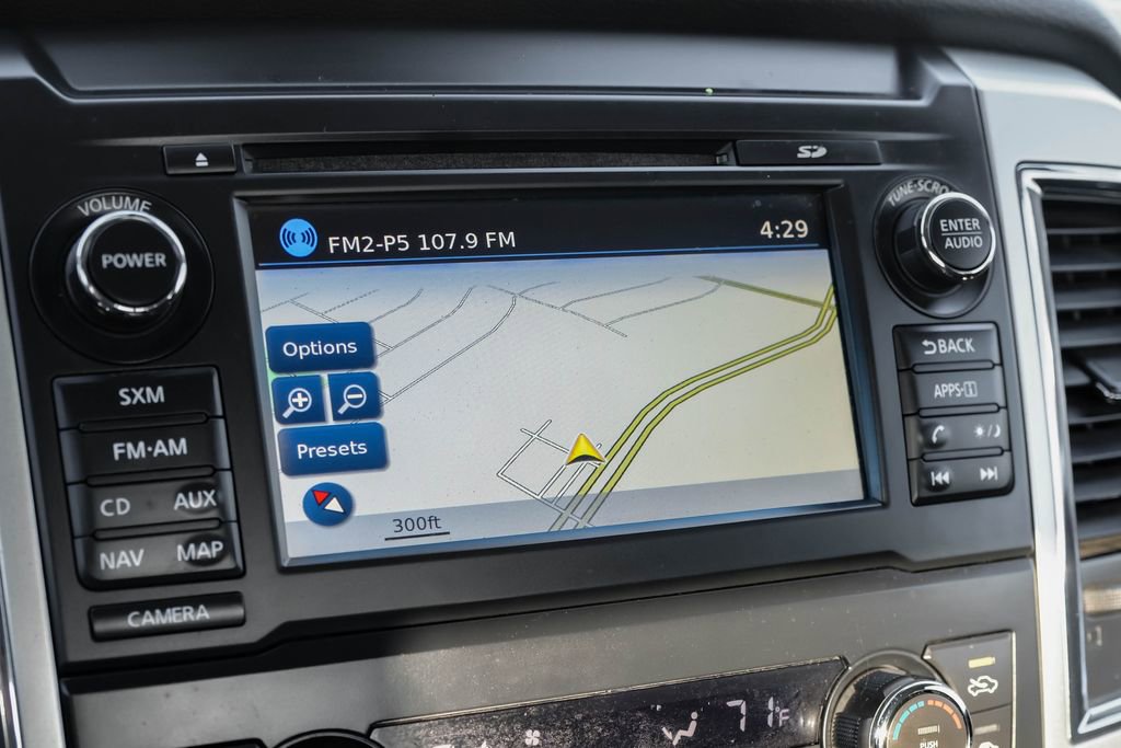 Used 2017 Nissan Titan SV image 18