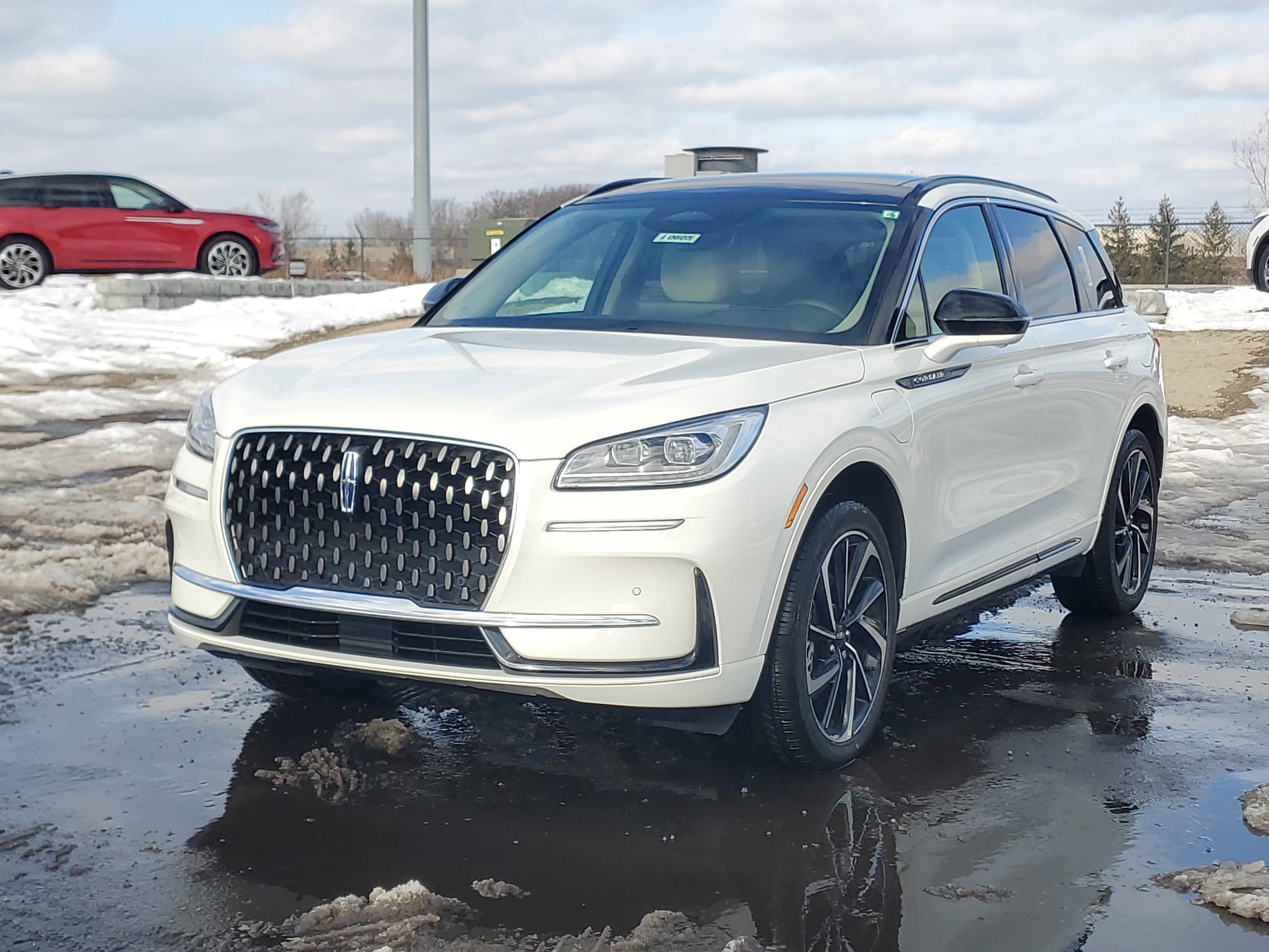 New 2026 Lincoln Corsair Grand Touring image 2