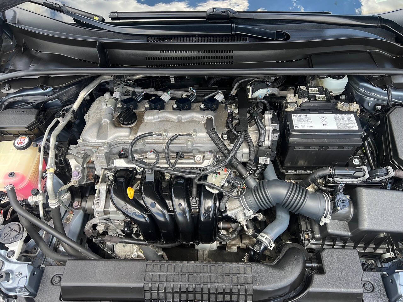 Used 2020 Toyota Corolla XLE FWD image 17