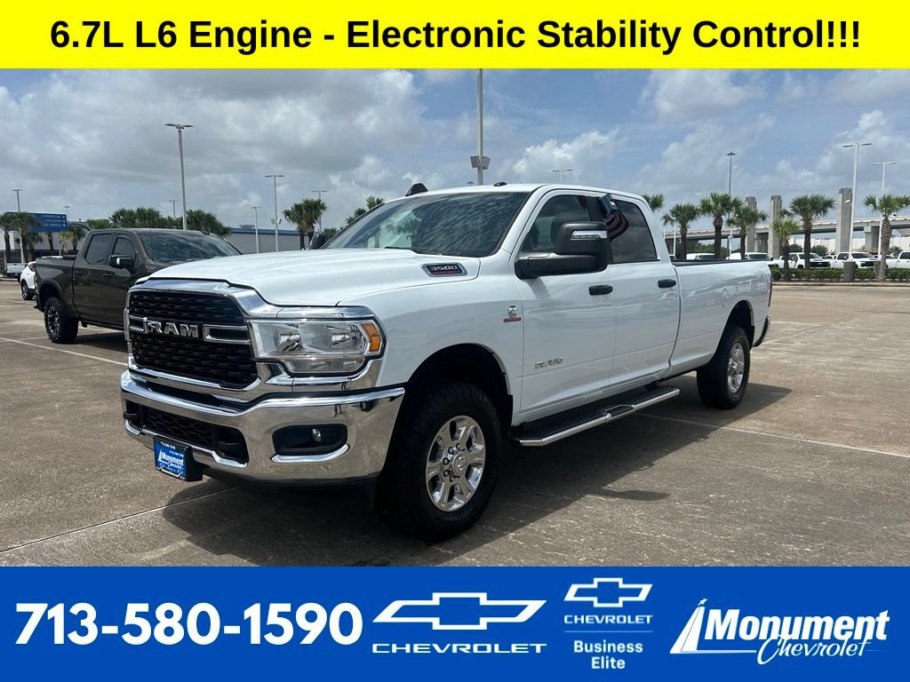 Used 2024 RAM 3500 Big Horn AWD/4WD image 1