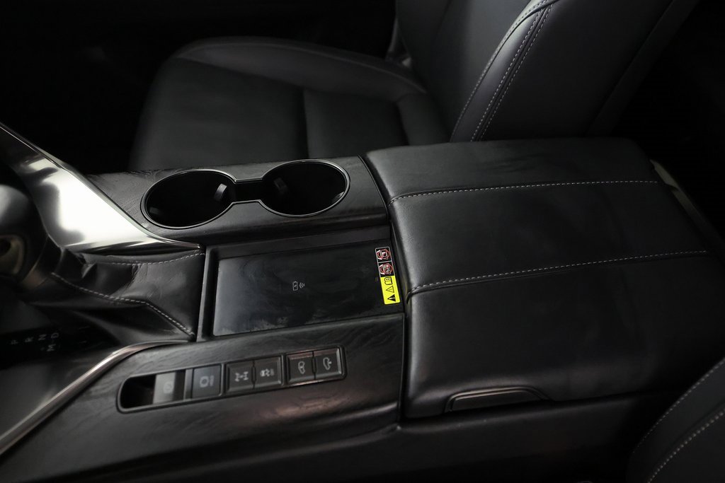 Used 2024 Lexus LX 600 4WD w/ Appearance Package image 46