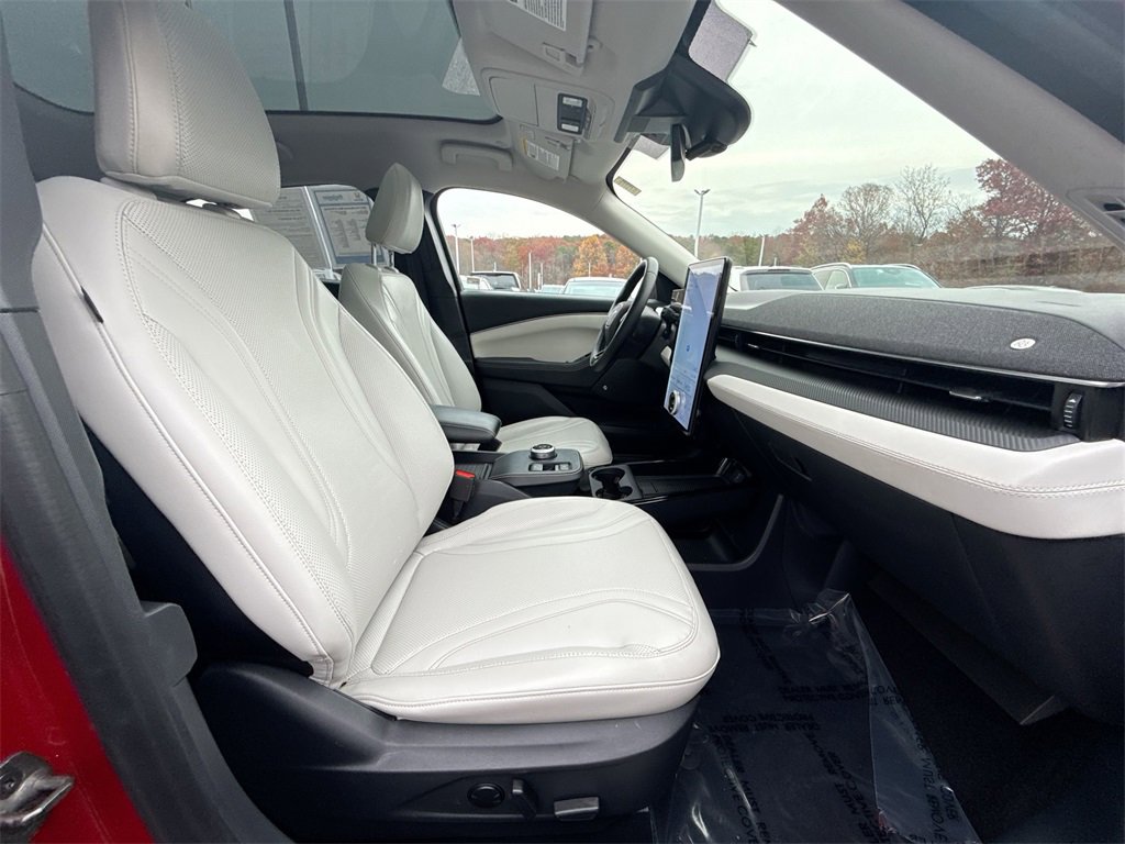 Used 2021 Ford Mustang Mach-E Premium image 26
