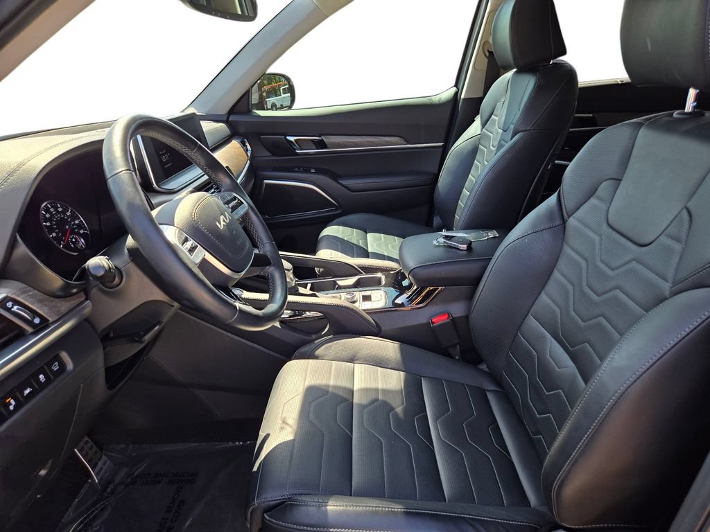 Certified 2022 Kia Telluride SX w/ SX Prestige Package AWD/4WD image 48