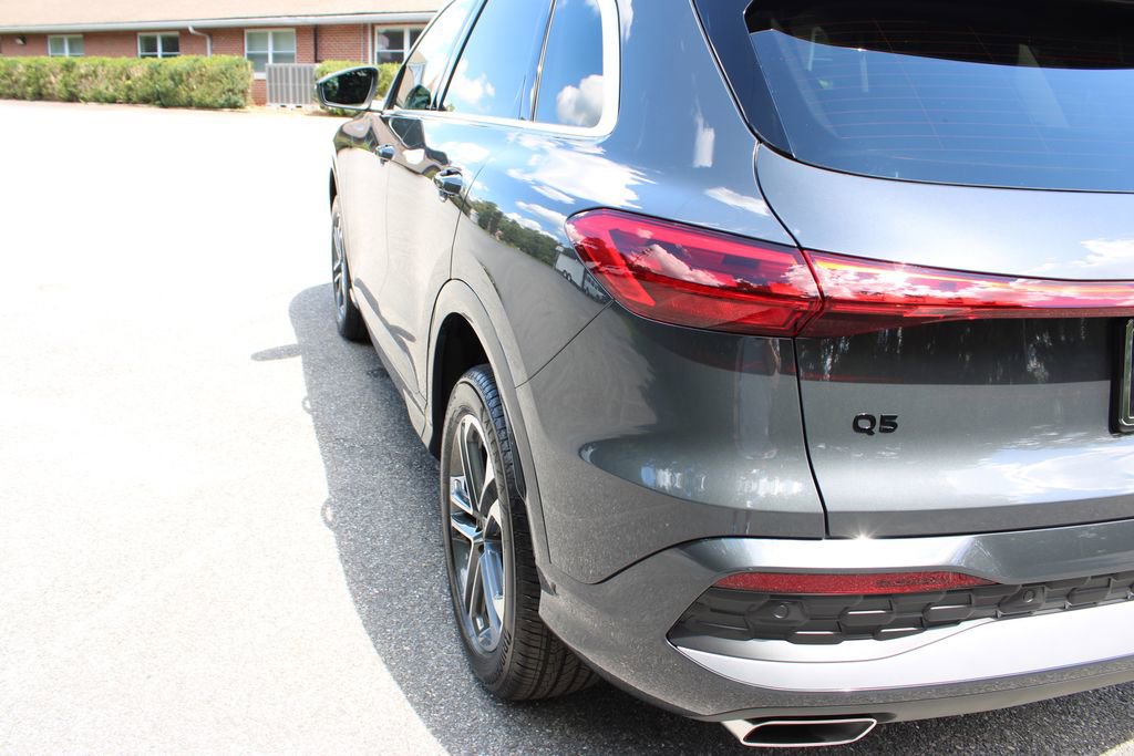 Certified 2025 Audi Q5 Premium Plus w/ Premium Plus image 44