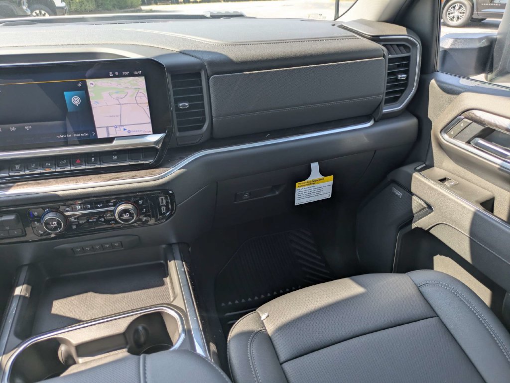 New 2026 Chevrolet Silverado 3500 LTZ w/ LTZ Convenience Package AWD/4WD image 17