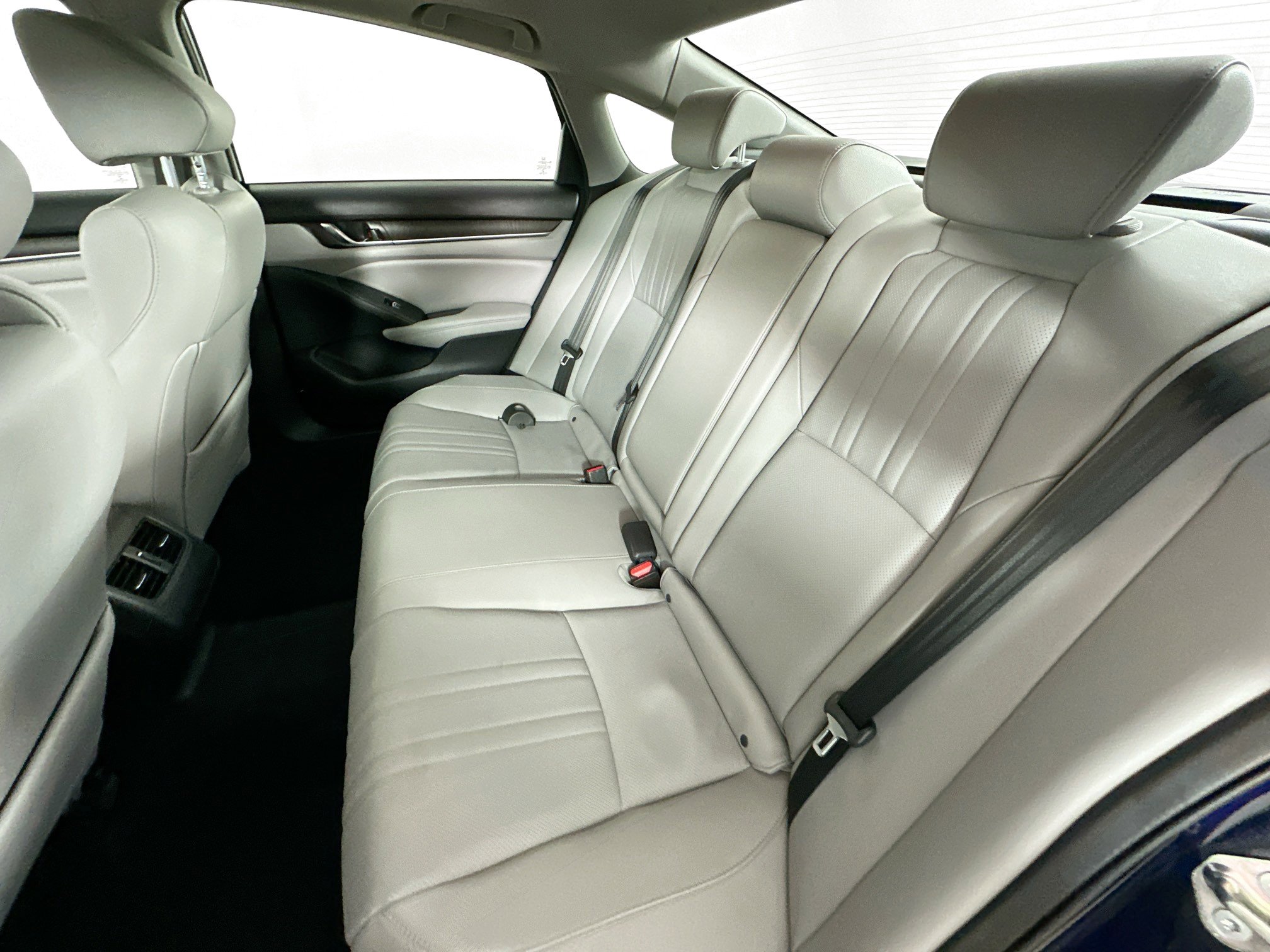 Used 2019 Honda Accord EX-L image 30