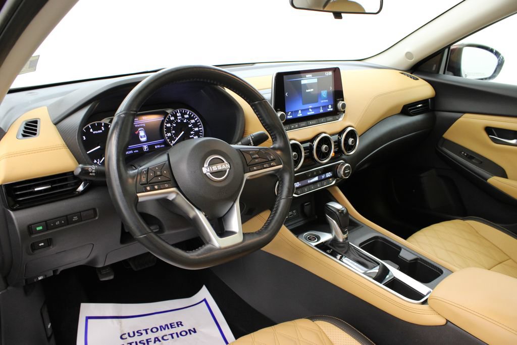 Used 2024 Nissan Sentra SV w/ SV Premium Package FWD image 16