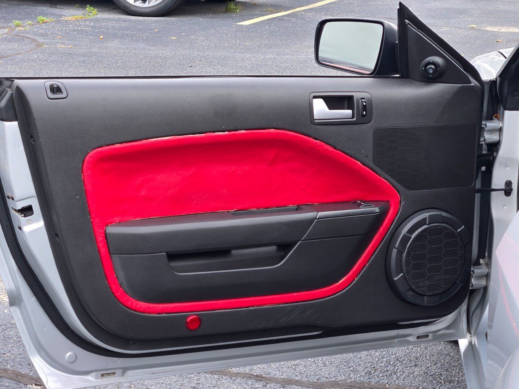 Used 2006 Ford Mustang GT Premium image 13