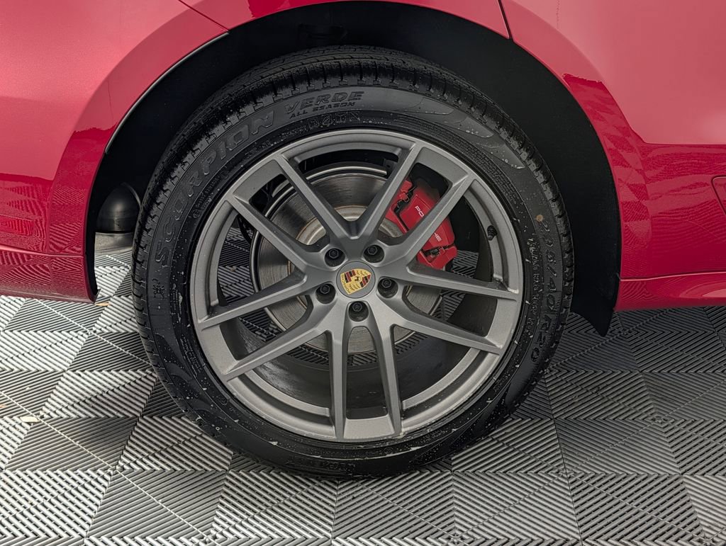 New 2026 Porsche Macan S image 13