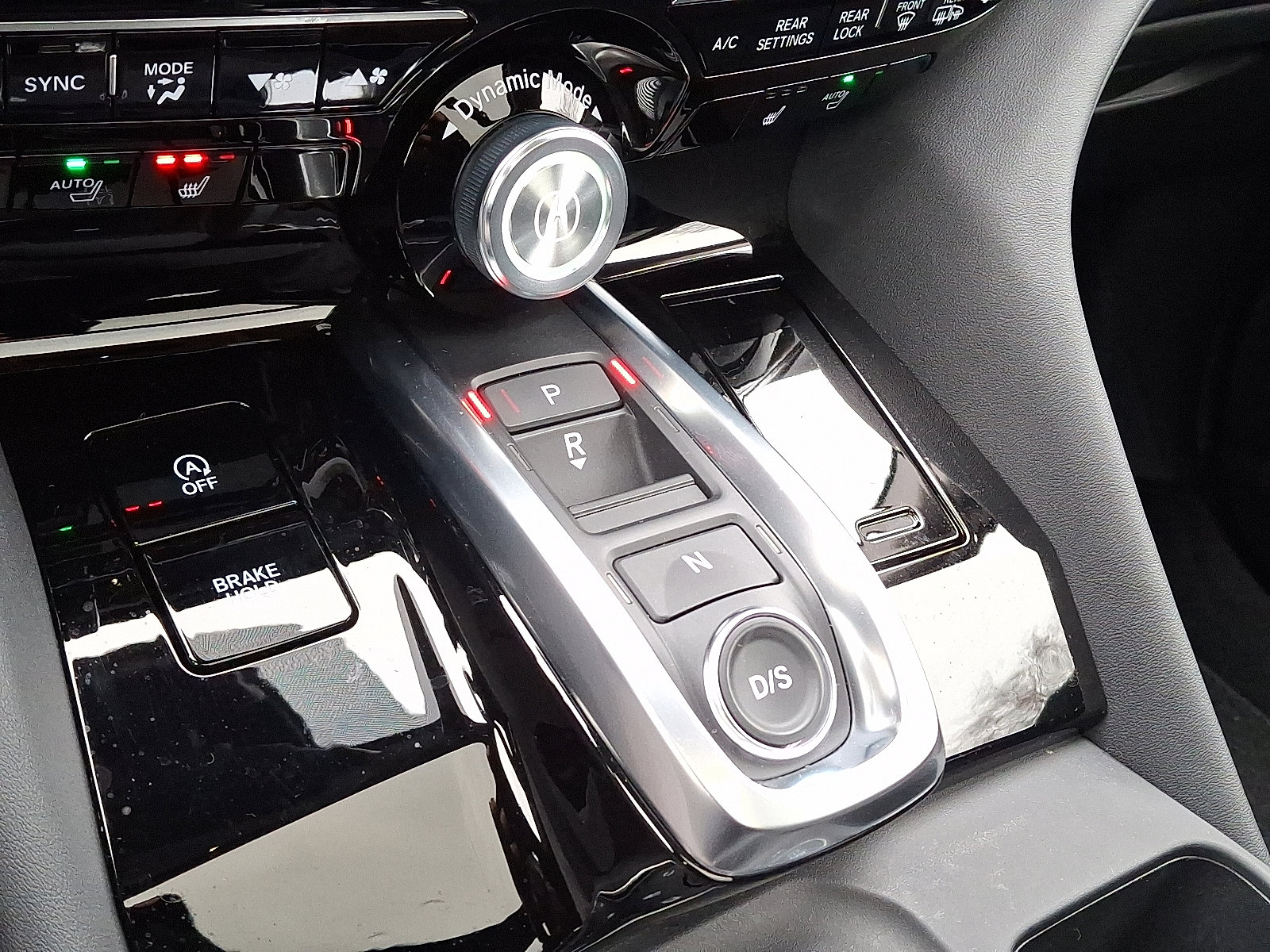 Certified 2023 Acura MDX w/ Technology Package image 17