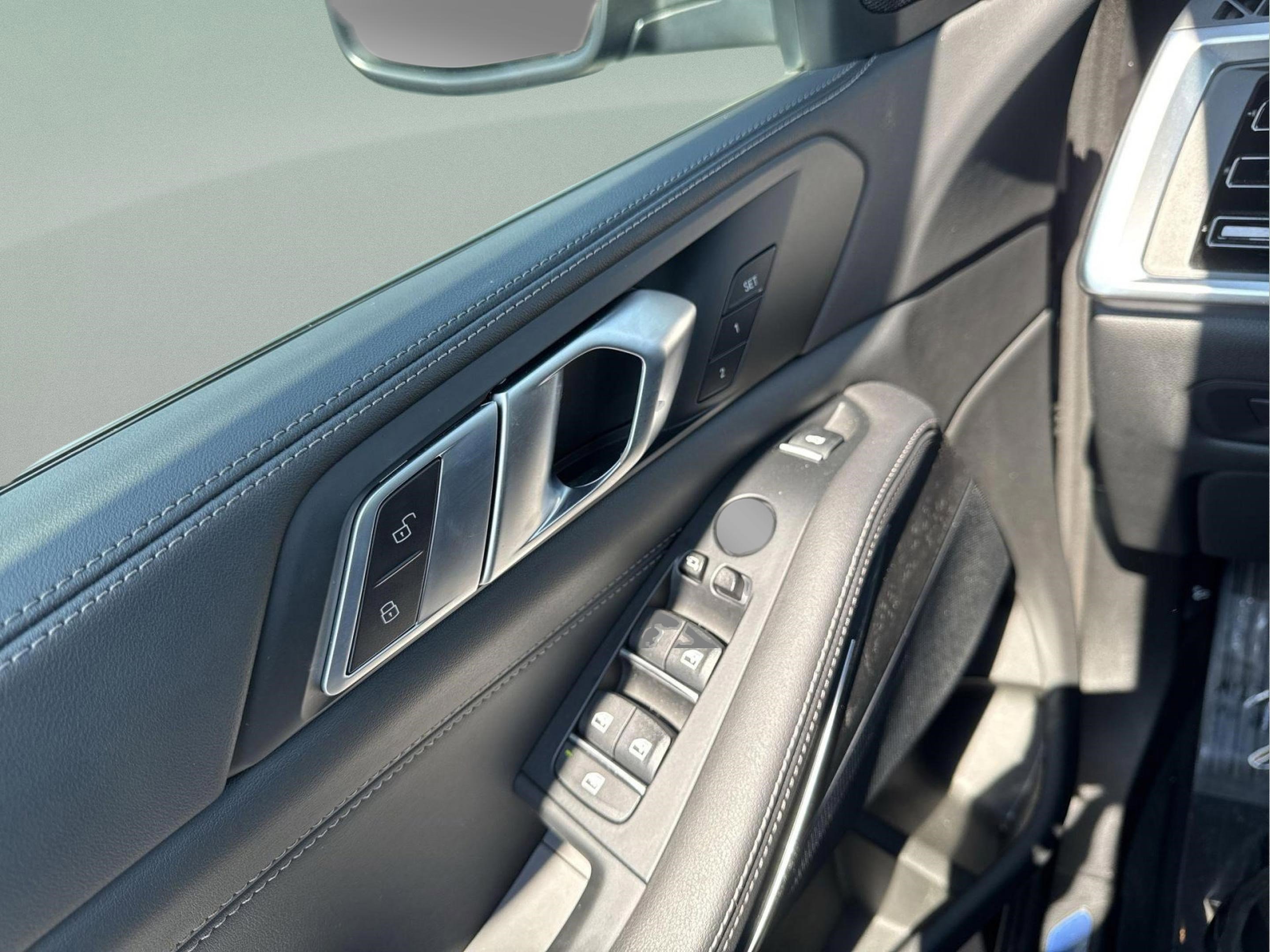 Used 2024 BMW X5 xDrive40i w/ Parking Assistance Package image 13