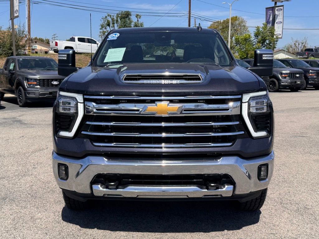 Used 2024 Chevrolet Silverado 2500 LTZ image 6