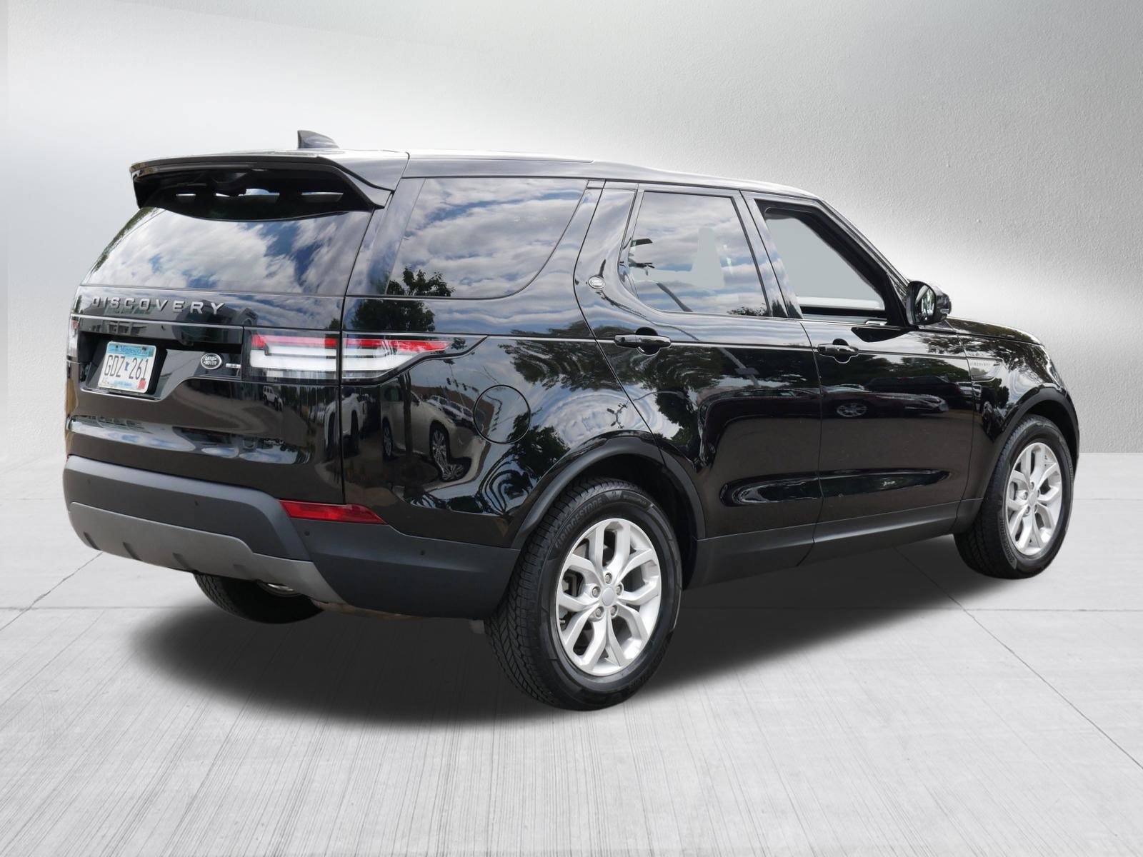 Used 2020 Land Rover Discovery SE AWD/4WD image 7