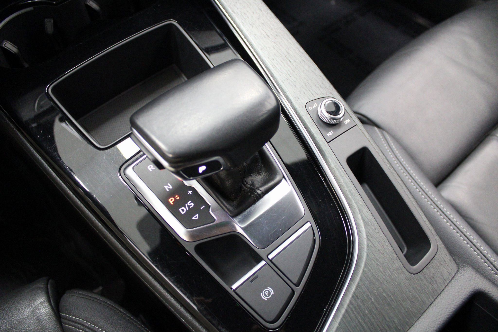 Used 2022 Audi A5 2.0T Premium image 39