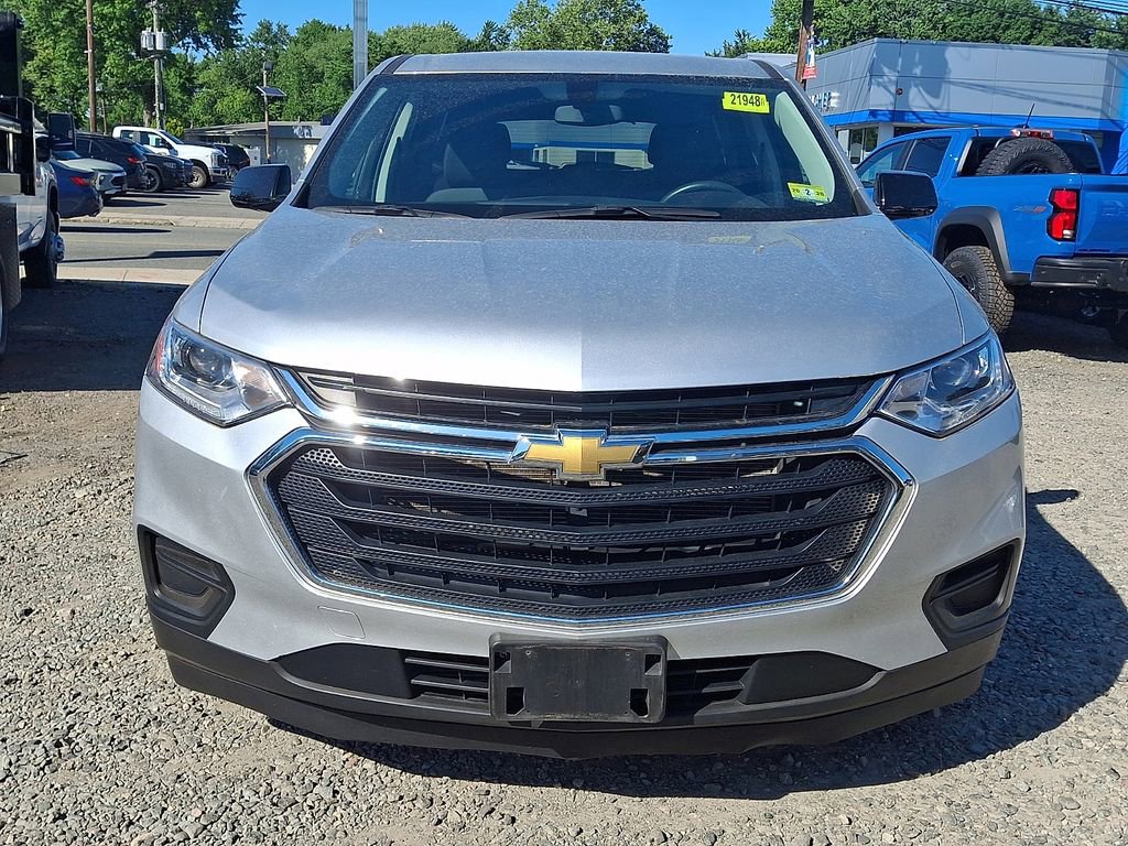 Used 2020 Chevrolet Traverse LS FWD image 2