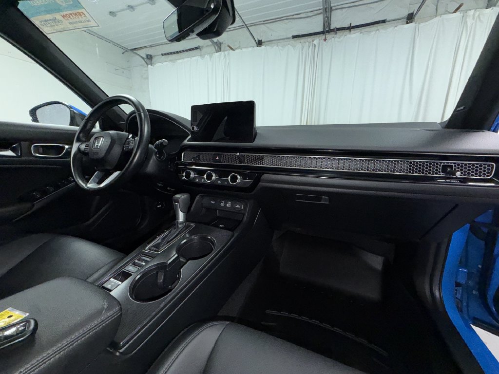 Used 2024 Honda Civic Sport Touring image 6