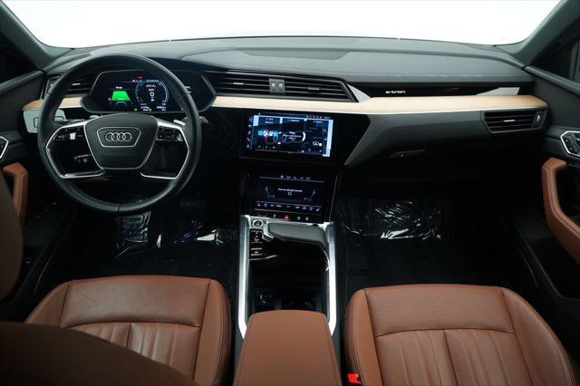 Certified 2024 Audi Q8 e-tron Premium Plus w/ Premium Plus Package AWD/4WD image 8