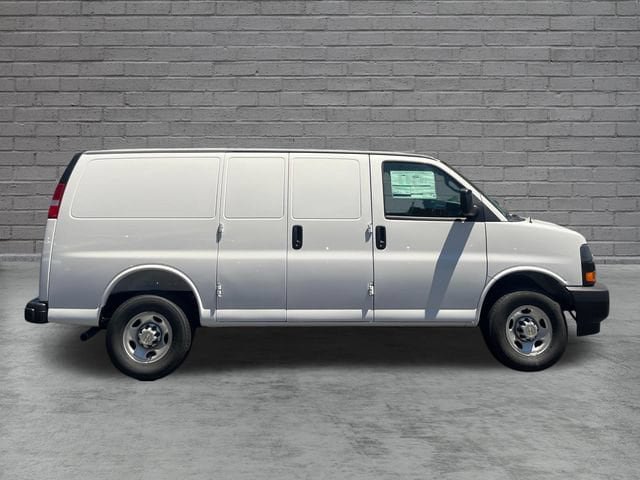 New 2026 Chevrolet Express 3500 w/ Driver Convenience Package RWD image 8