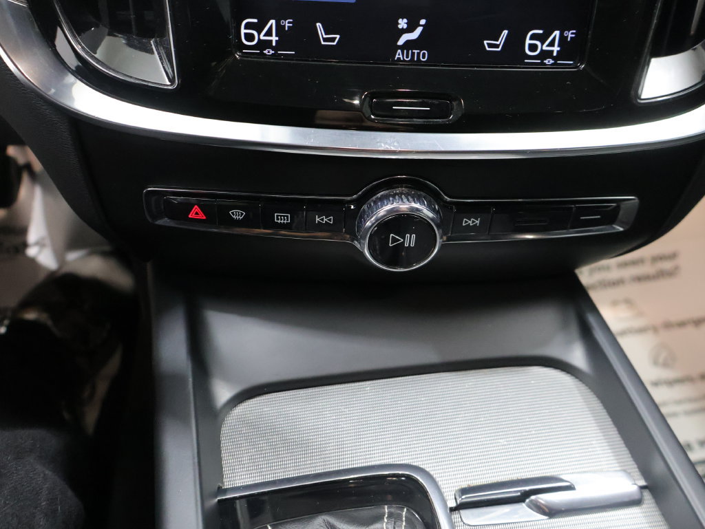 Used 2019 Volvo S60 T6 R-Design AWD/4WD image 28