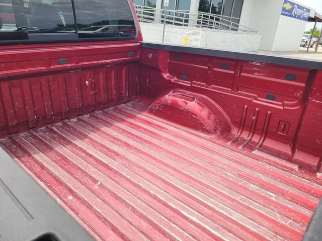 Used 2022 Chevrolet Colorado Z71 w/ LPO, Tonneau and Step Package RWD image 7