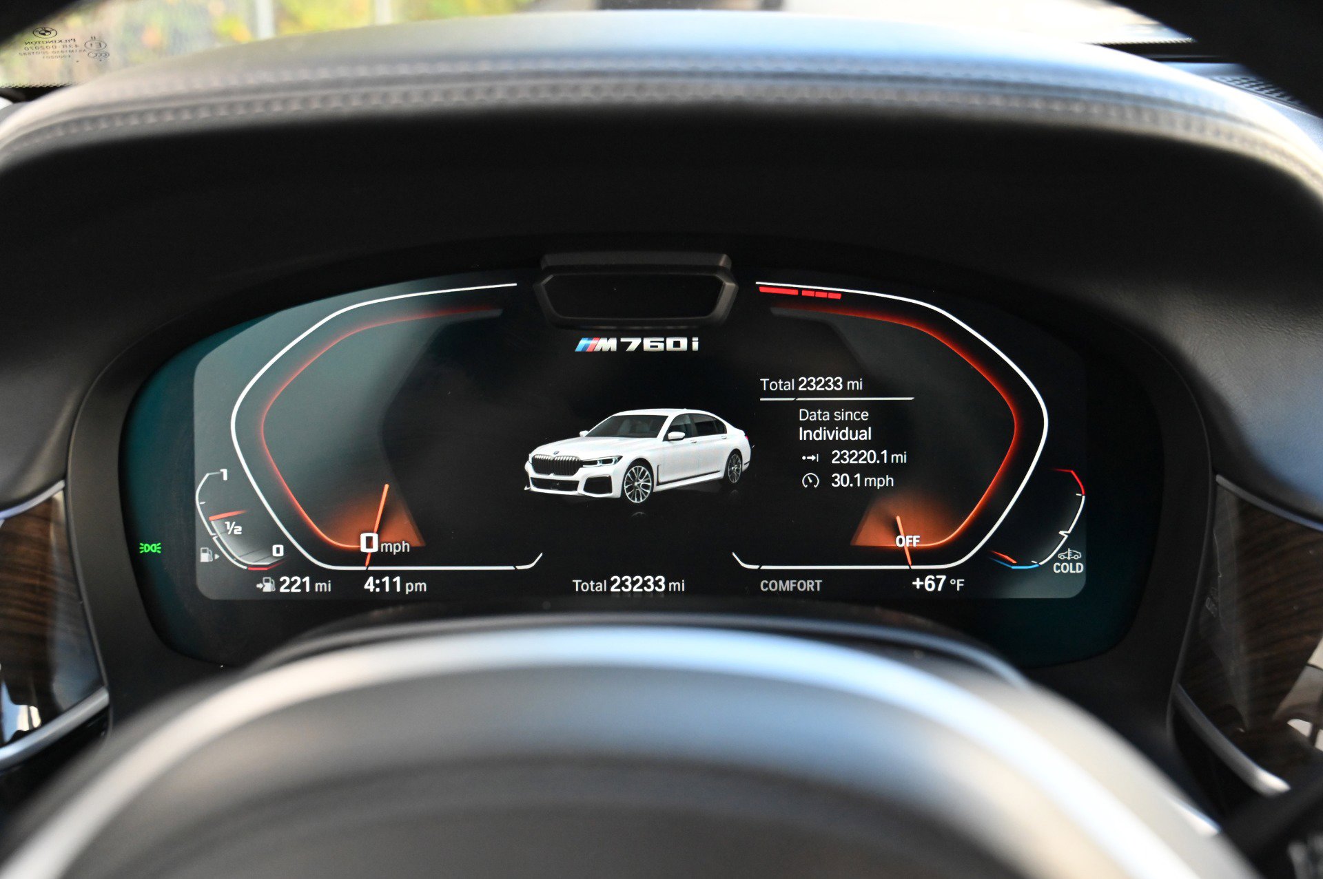 Used 2022 BMW M760i xDrive w/ Luxury Rear Seating Package image 11