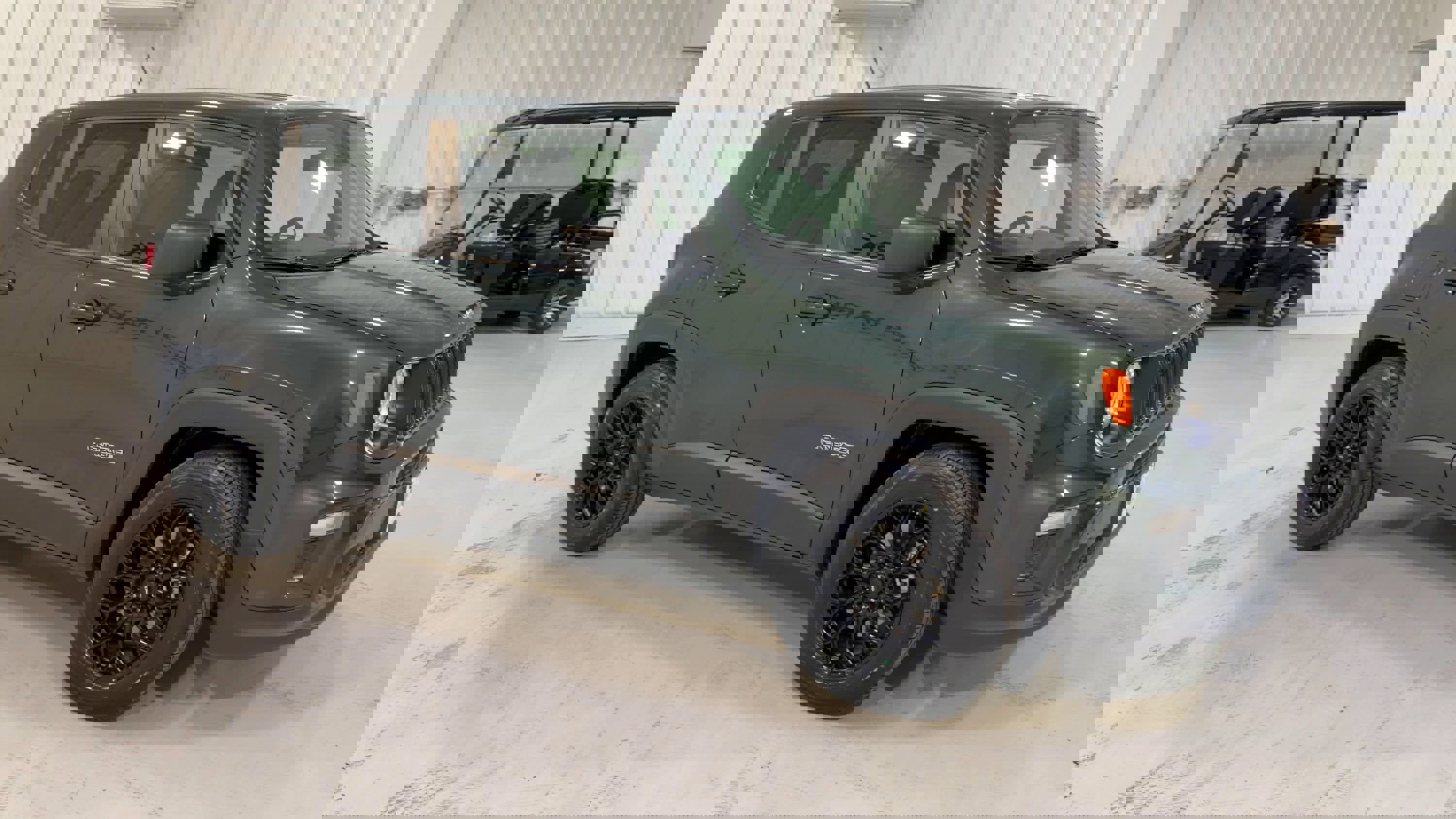 Used 2021 Jeep Renegade Sport image 3