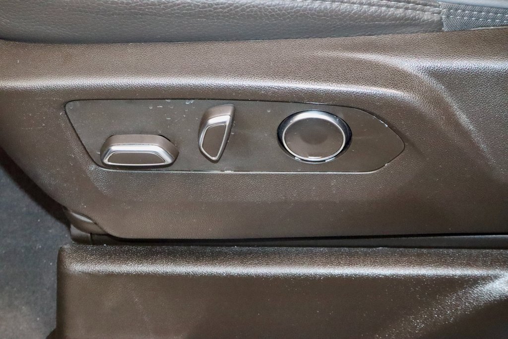 Used 2024 GMC Sierra 1500 Denali w/ Technology Package image 25