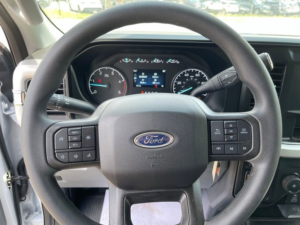 New 2026 Ford F550 4x4 Crew Cab image 19