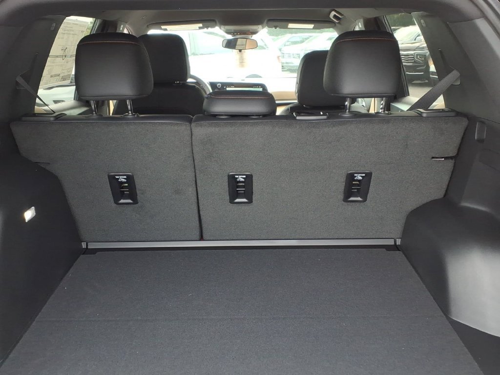 New 2027 Chevrolet Equinox ACTIV FWD image 19