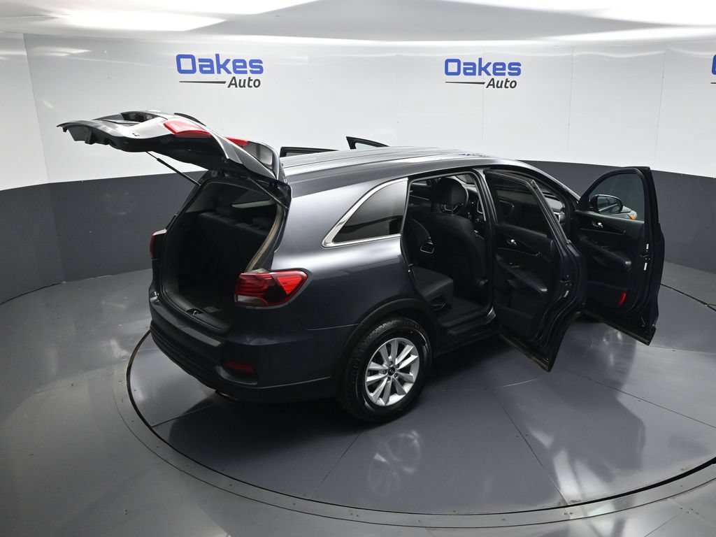 Used 2020 Kia Sorento FWD V6 image 56