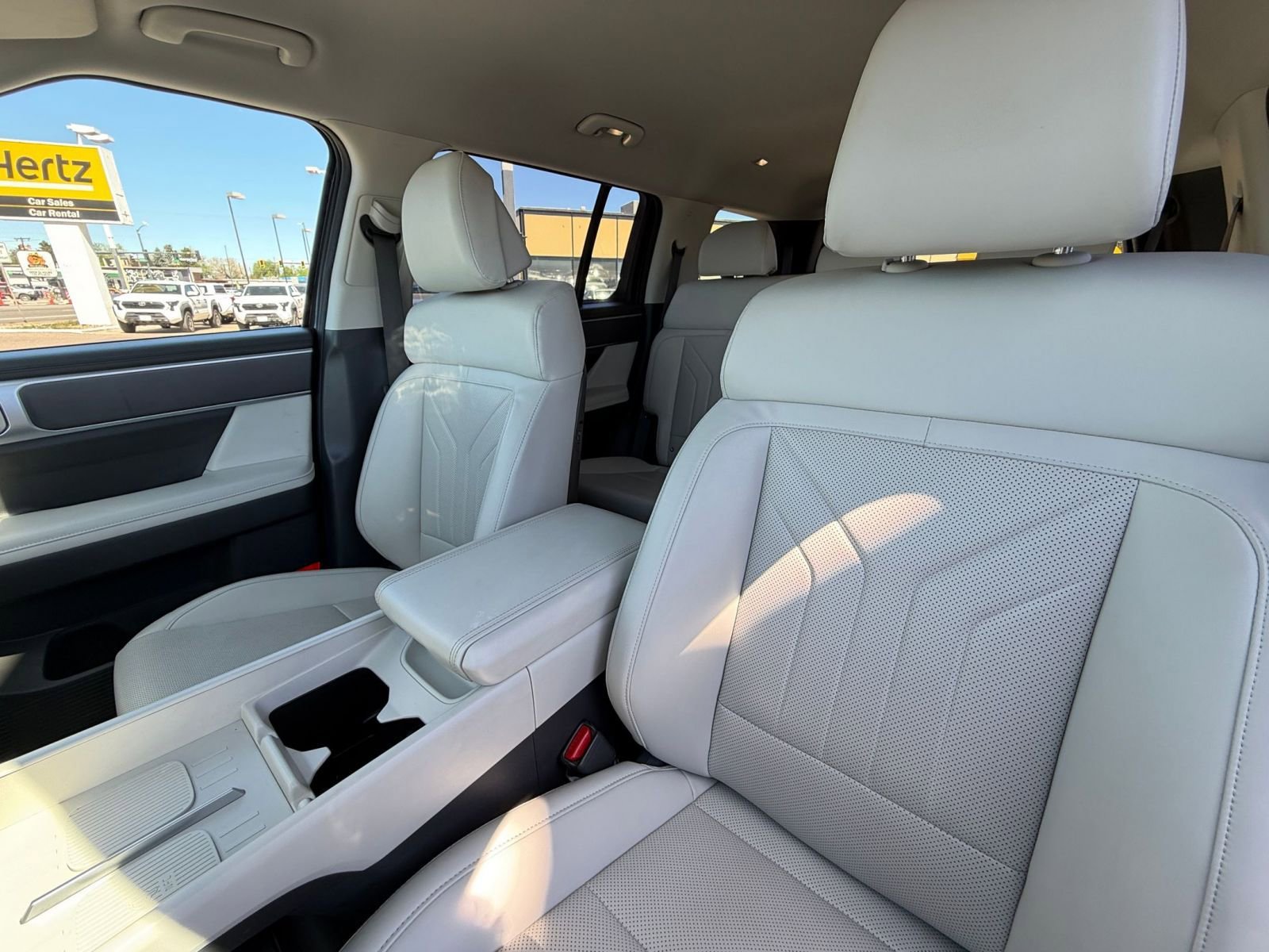 Used 2025 Hyundai Santa Fe SEL image 38