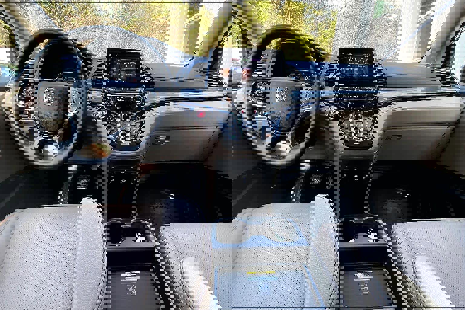 Used 2023 Honda Odyssey Elite image 15