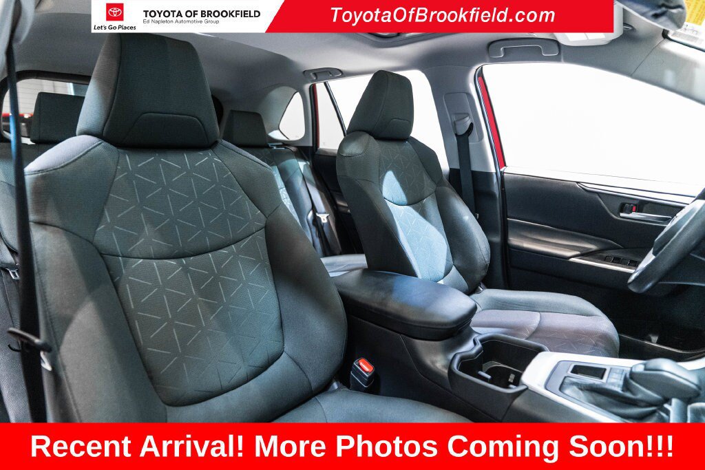 Certified 2024 Toyota RAV4 XLE w/ Convenience Package AWD/4WD image 14