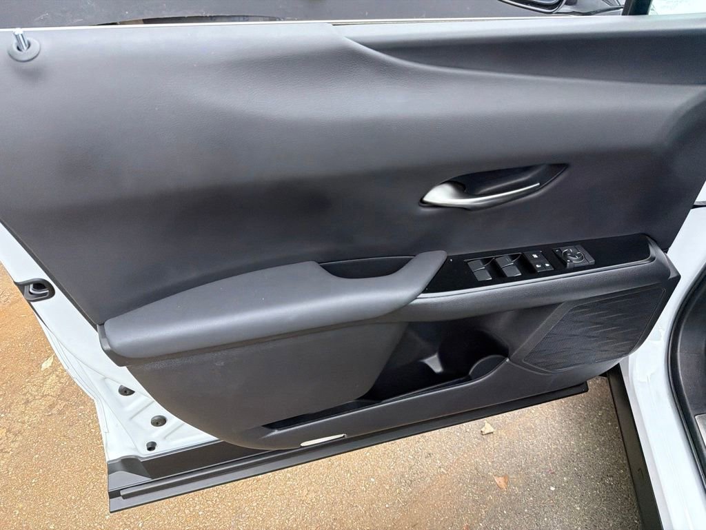 Used 2023 Lexus UX 250h F Sport w/ Accessory Package (Z2) AWD/4WD image 11