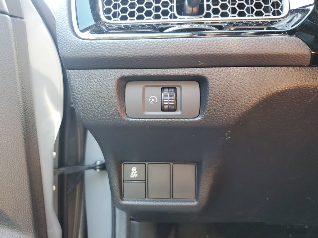 Used 2025 Honda Civic Sport image 30