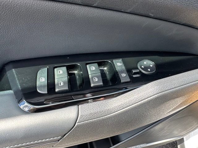 Used 2025 Kia Sportage SX FWD image 9