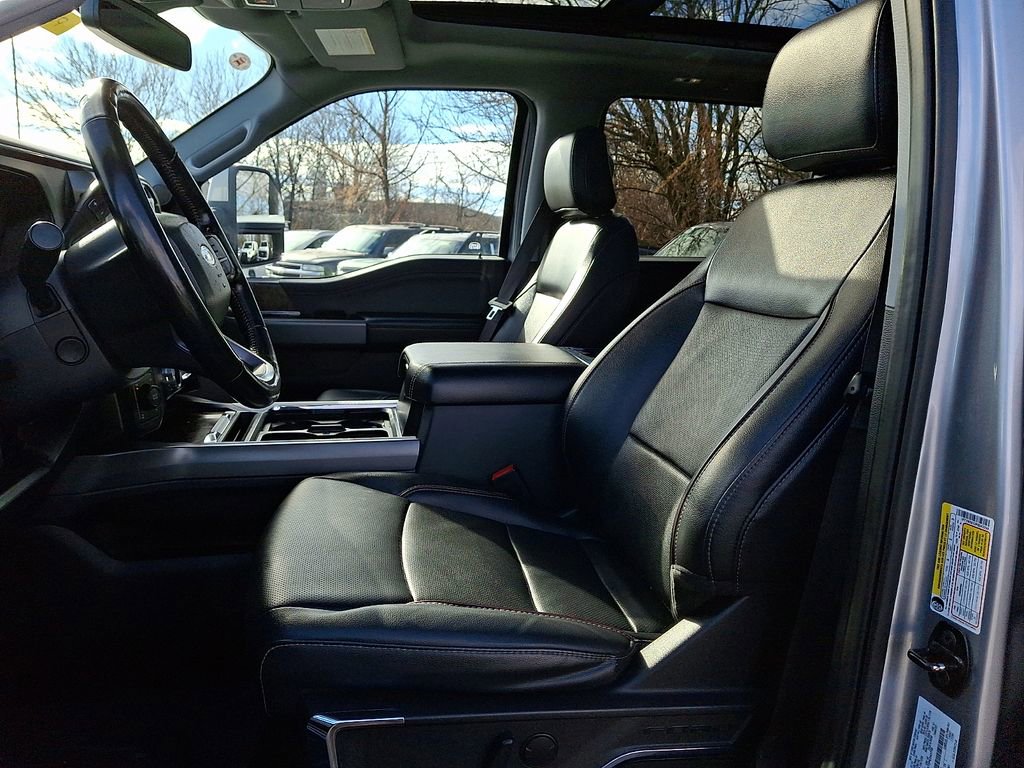 Used 2023 Ford F250 Lariat w/ Sport Appearance Package image 14