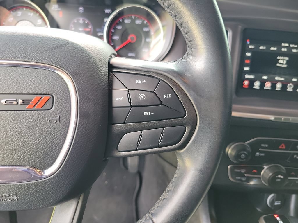 Used 2020 Dodge Charger SXT RWD image 23