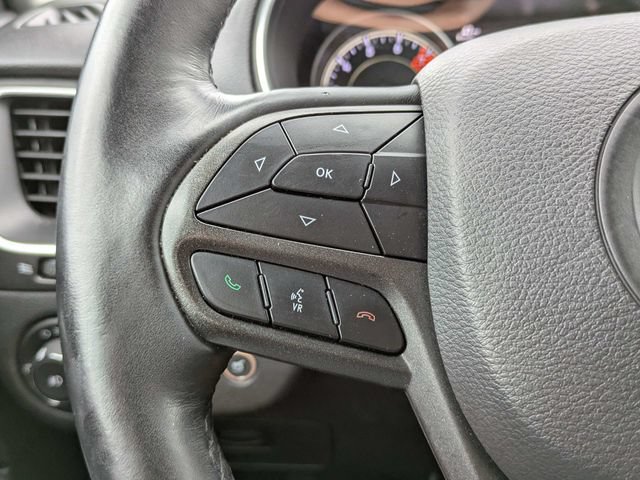 Used 2019 Jeep Cherokee Trailhawk AWD/4WD image 25