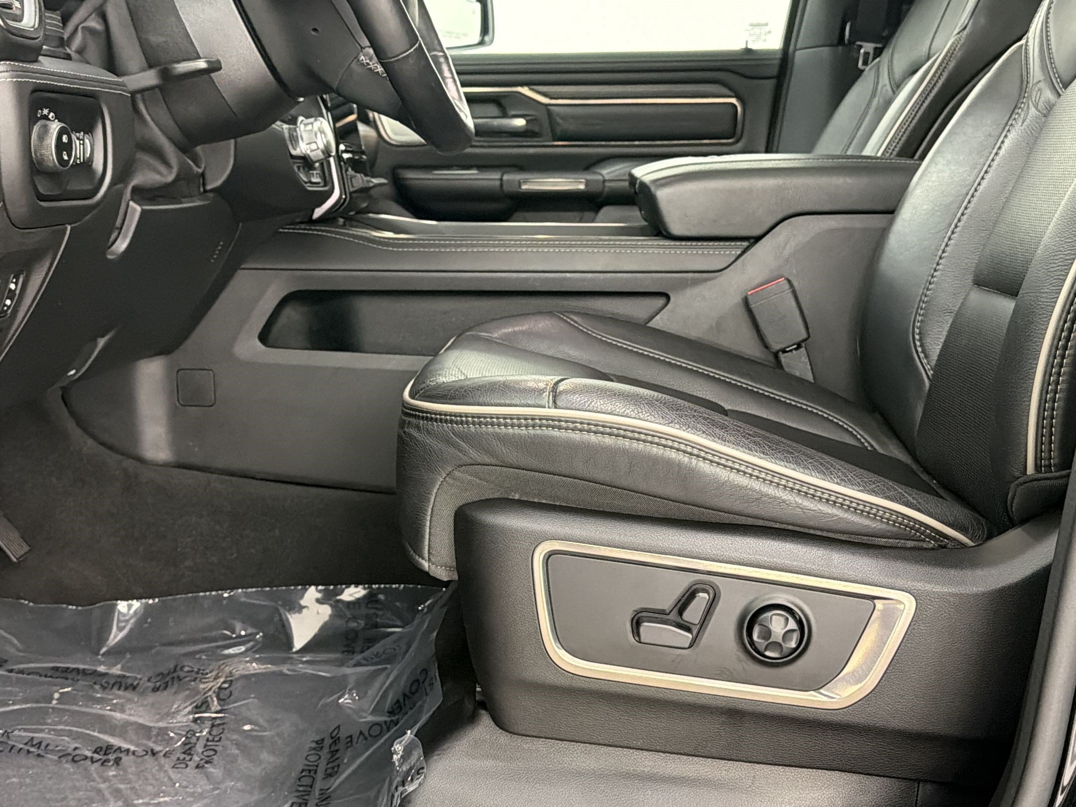 Used 2020 RAM 1500 Limited AWD/4WD image 5